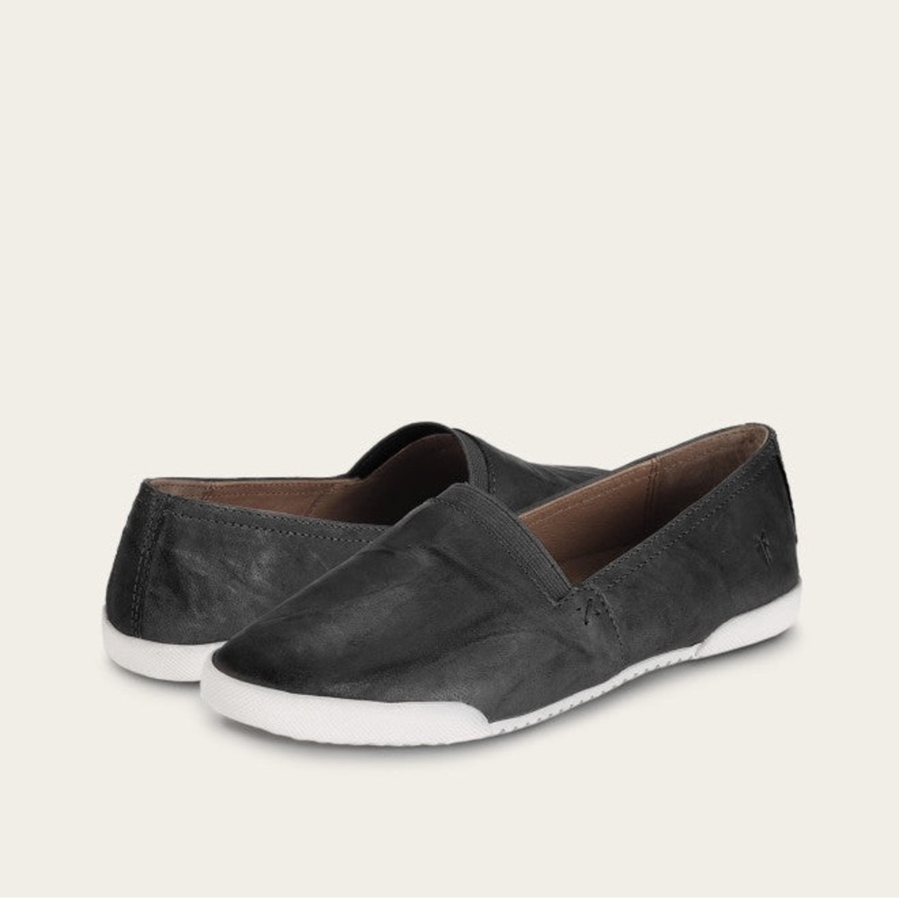 Frye Black Melanie Slip On size 8 Leather Women's Flats